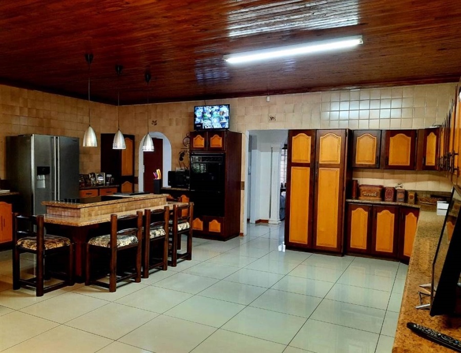 4 Bedroom Property for Sale in Kanana North West